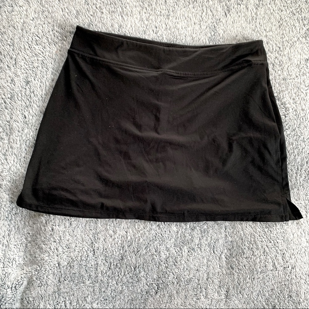 Tranquility by Colorado Clothing Black Athletic Skort- Small
